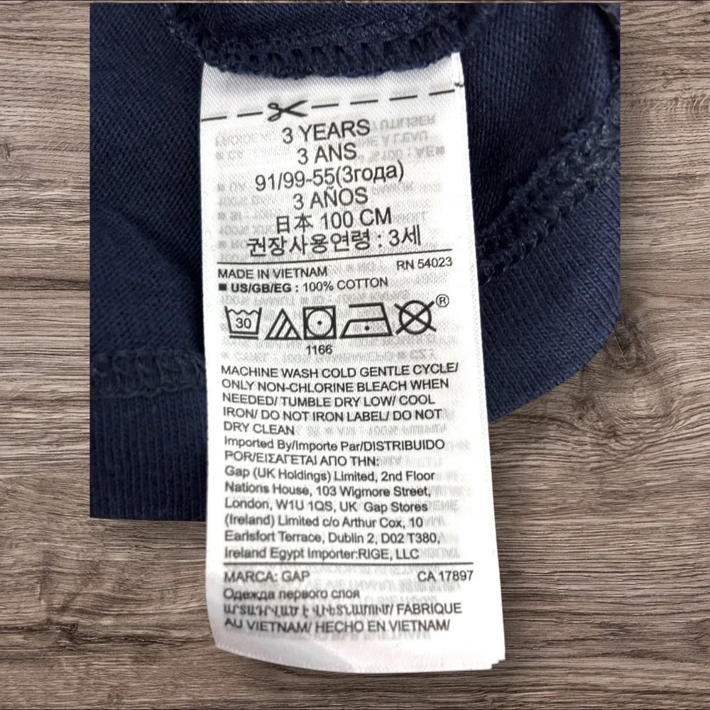 NWT 3T GAP Blue LSS Classic Crew, ofrswlcme, 15% offw2+ bundle